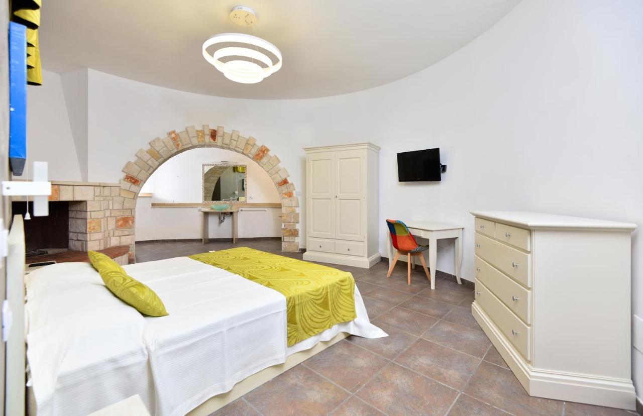 Damavi Suite 2 Torre dell'Orso Ngoại thất bức ảnh